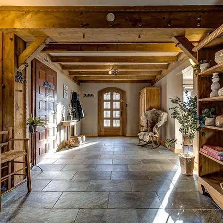 Aigle Royal Dağ evi *